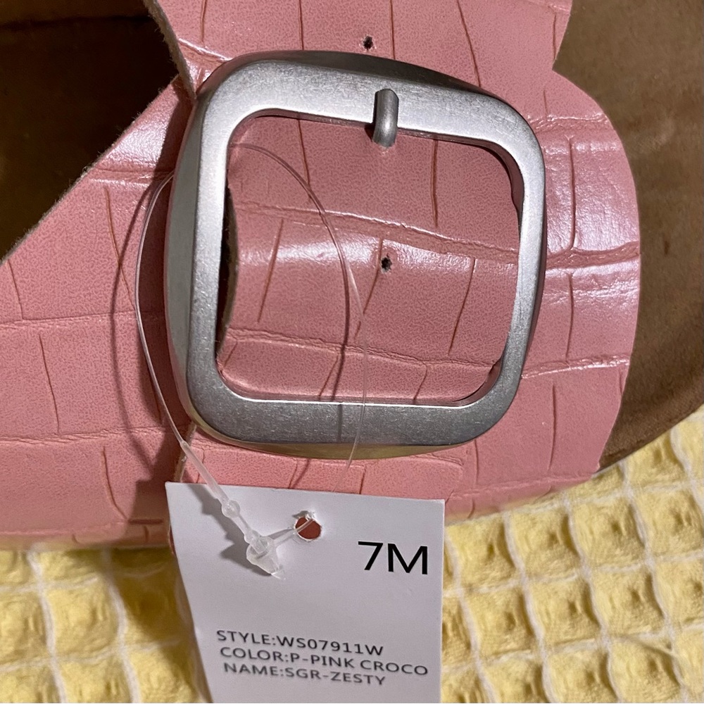 Sugar Pink Croc Zesty Cork Sole Buckle Slides Size 7 - Picture 3 of 10